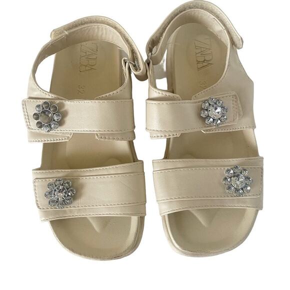 Zara Kids Cream Bejeweled Double Strap Slip On Sandals, Size 1 ⬇️ - Picture 1 of 4